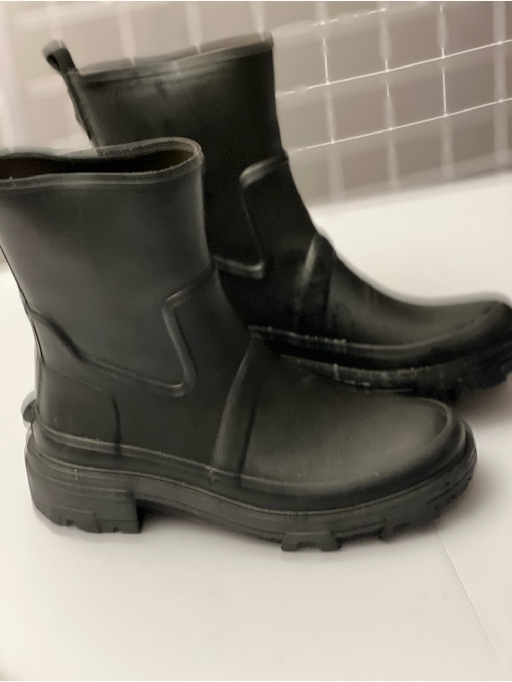 rag & bone Black Chunky Chelsea Lug Boots